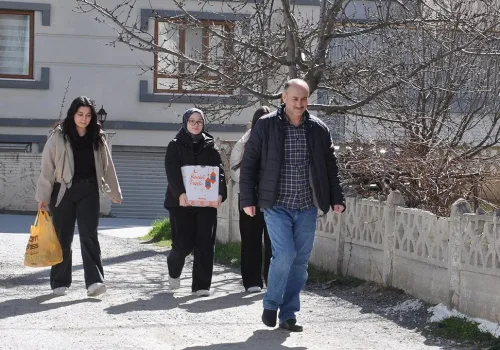 Okul Kantininde Zimem Defteri Geleneği Canlandı