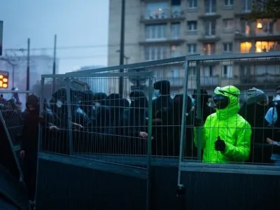 Paris'te 2 Kasım'a Kadar Kısmi Sokağa Çıkma Yasağı Başlıyor