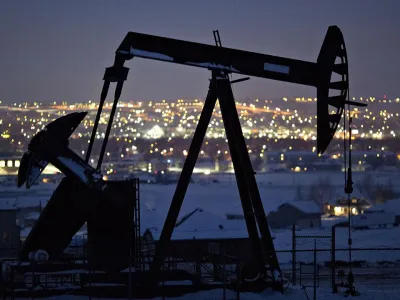 Petrol Fiyatları 90 Doları Aştı