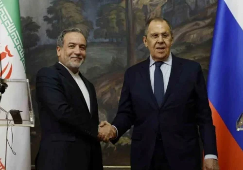 Rusya, İran’ın Fazla Uranyumunu Depolama Teklifi Yaptı