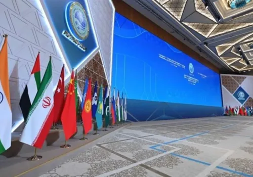 Şanghay İşbirliği Teşkilatı Zirvesi Tianjin'de Başladı