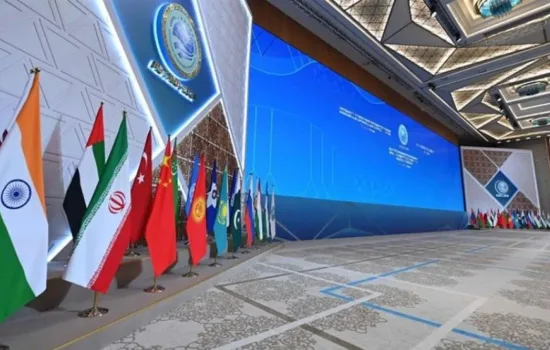 Şanghay İşbirliği Teşkilatı Zirvesi Tianjin'de Başladı
