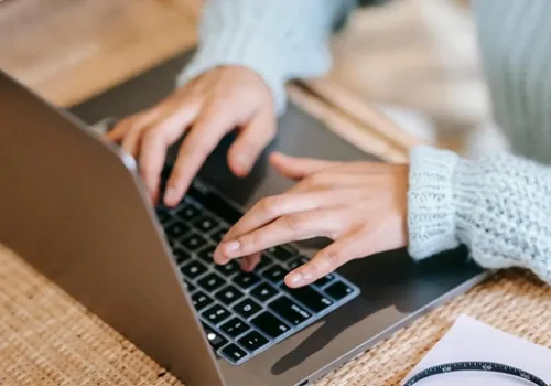 Şiddet Mağduru Kadınlara Esnek ve Uzaktan Çalışma İmkanı