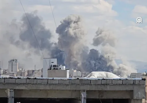 Tahran’da Patlama Sesleri