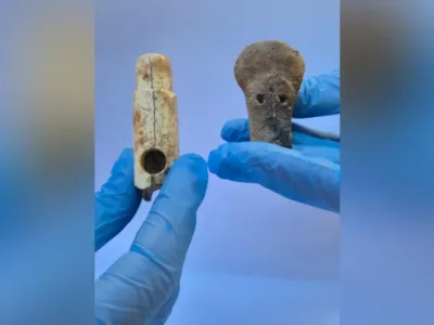 Troya'da Tarihi Keşif: 2800 Yıllık İlk Kemik Flüt Bulundu