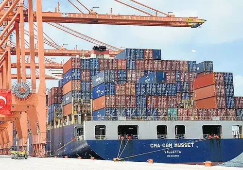 Türkiye, Temmuzda Rekor İhracatla 24,94 Milyar Dolarla Zirvede