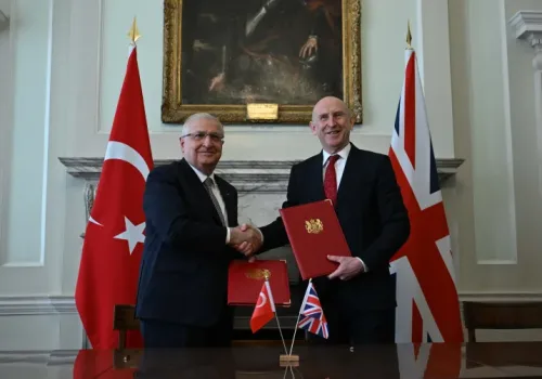 Türkiye ve İngiltere'den Eurofighter İçin Dev İmzalar Atıldı