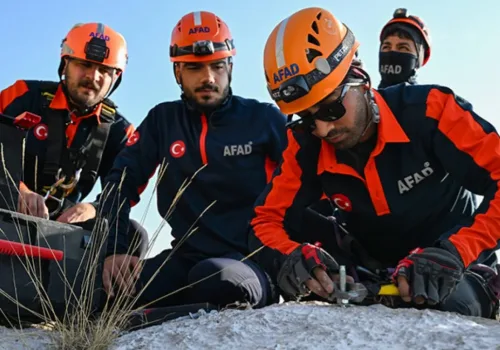 Türkiye’nin İlk Arama Kurtarma Üssü Kayseri’de Kuruluyor