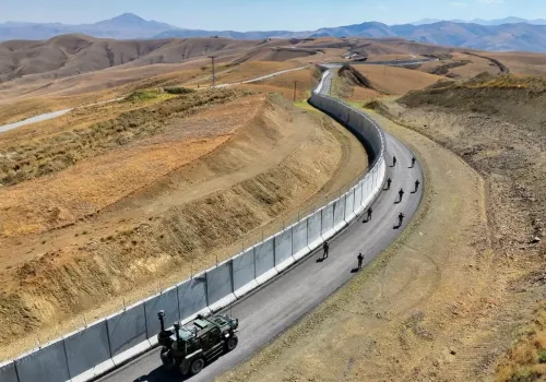 Türkiye’nin Kara Sınırlarının %44’üne Güvenlik Duvarı Örüldü