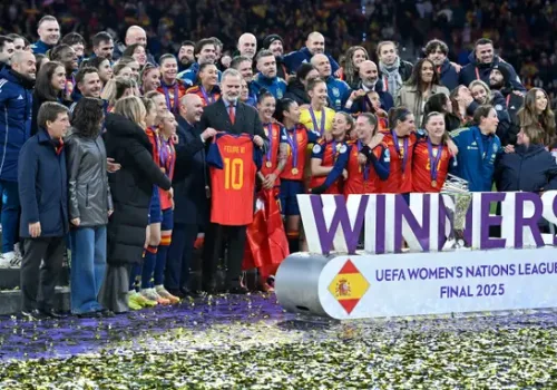 UEFA Kadınlar Uluslar Ligi'nde İspanya Şampiyon Oldu