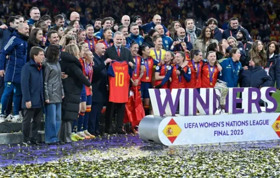 UEFA Kadınlar Uluslar Ligi'nde İspanya Şampiyon Oldu