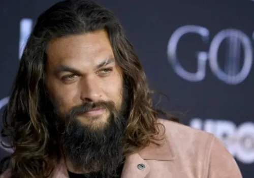 Ünlü Oyuncu Jason Momoa Ölümden Döndü