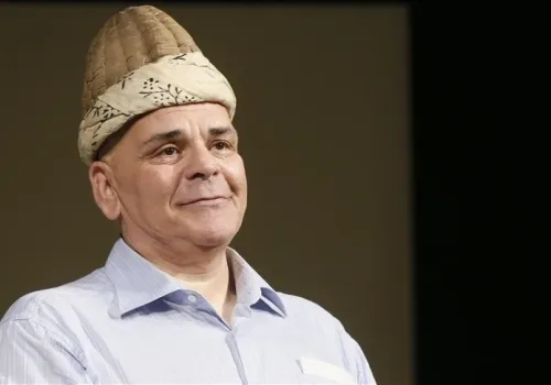 Usta Oyuncu Rasim Öztekin’in Anısına