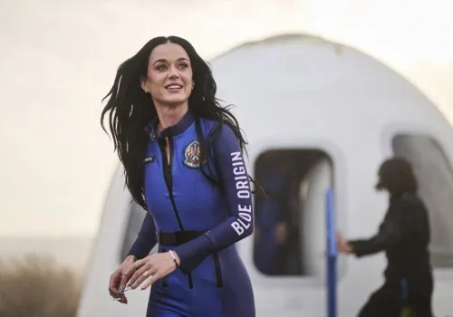 Uzay Yolculuğu Yapan Ünlüler Arasına Katy Perry de Katıldı