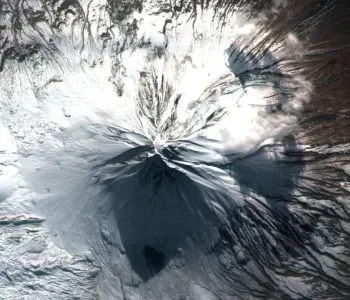 Uzaydan Ağrı Dağı Zirvesi