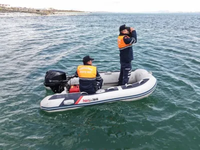 Van Gölü'nde İnci Kefali Göçü Başladı