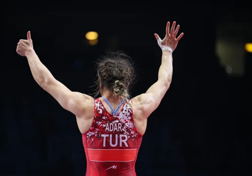 Yasemin Adar Yiğit