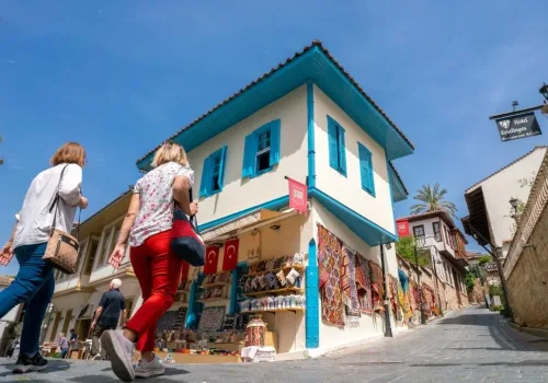 Yerli Turistten Ekonomiye Dev Katkı