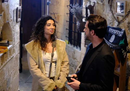 Zerhun,Açelya Bulanık