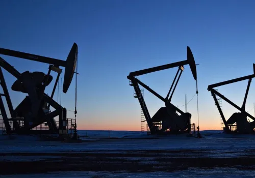 Brent Petrol 110 Dolarda: Fiyatlar Neden Düşüyor?
