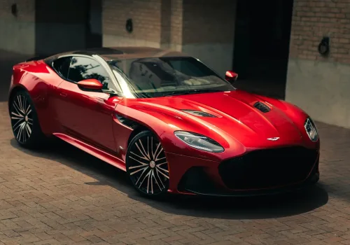 Aston Martin Elektriğe Fren Bastı